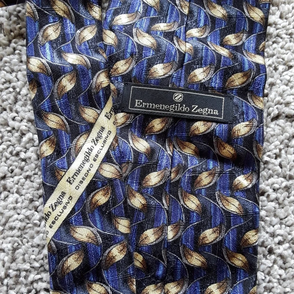 Ermenegildo Zegna men silk tie classic casual luxury